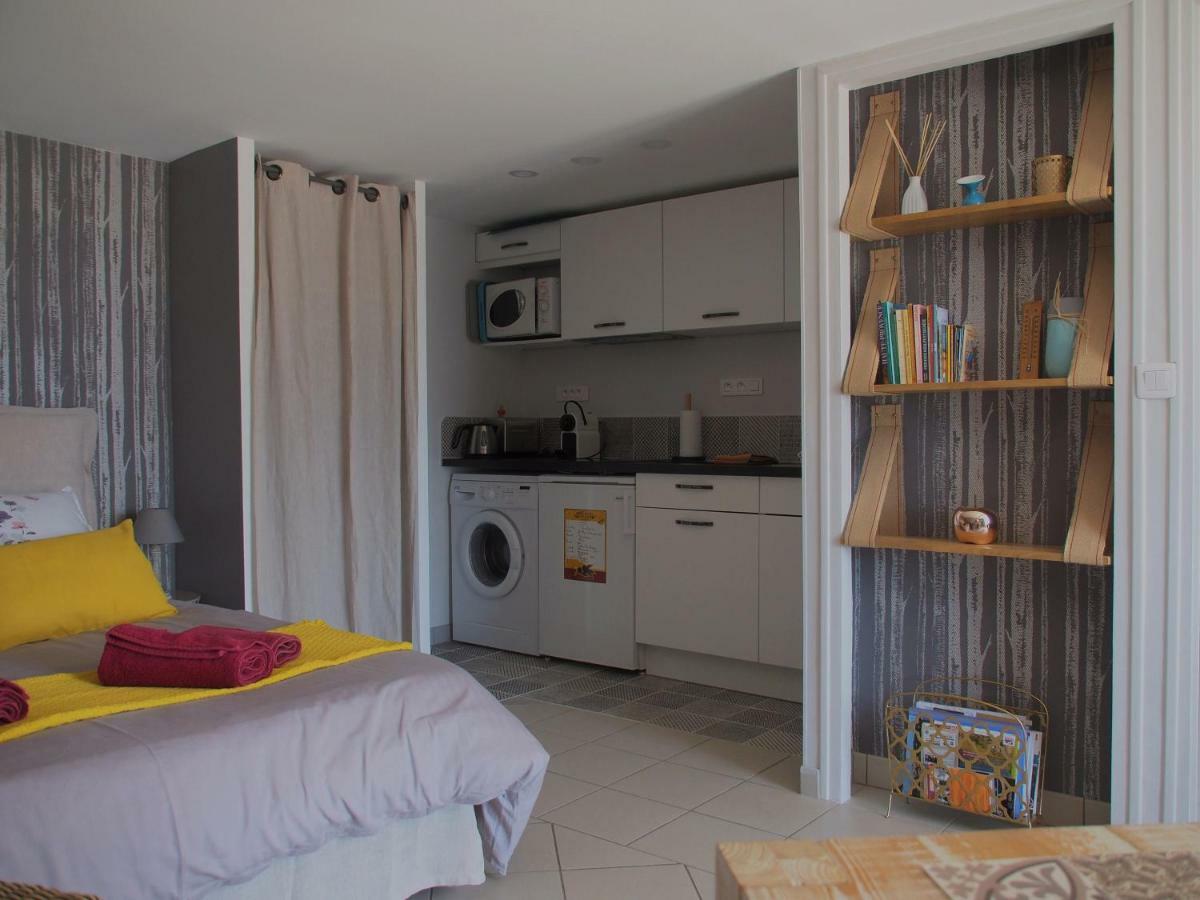 Une Heure Bleue Manosque Exterior photo